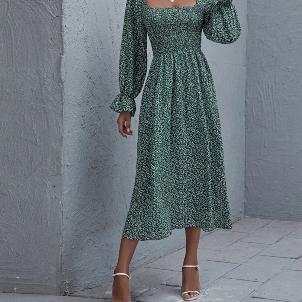 Bell sleeve floral dress.